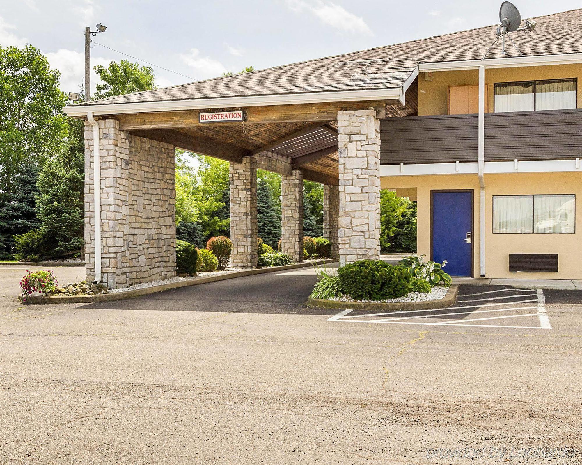 6-ashland, Oh Hotel 2*